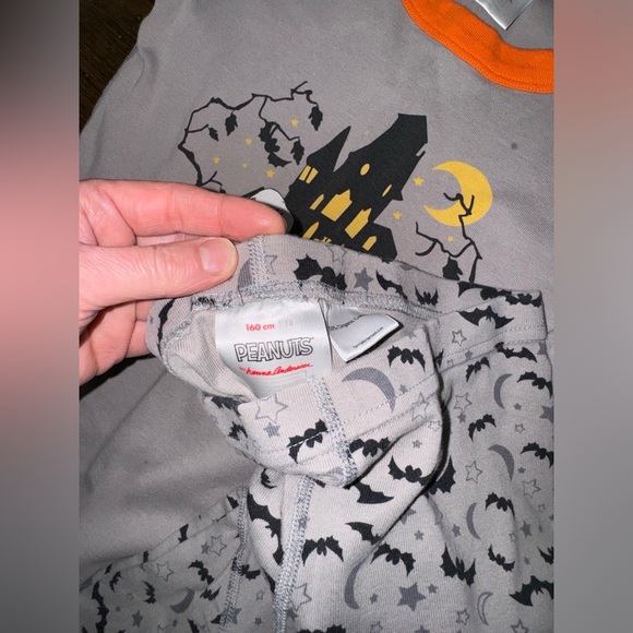 Snoopy Charlie Brown Peanuts Charlie Brown Halloween Pjs size 160/14 - Picture 3 of 3